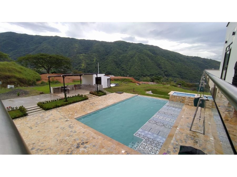 Farm House in San Jerónimo
